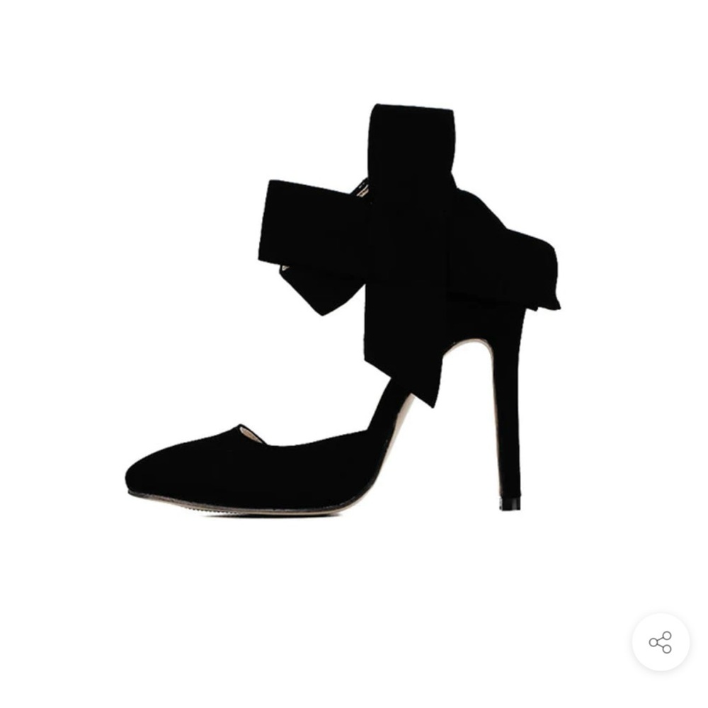 MM July Black Velvet pump with bowed ankle strap